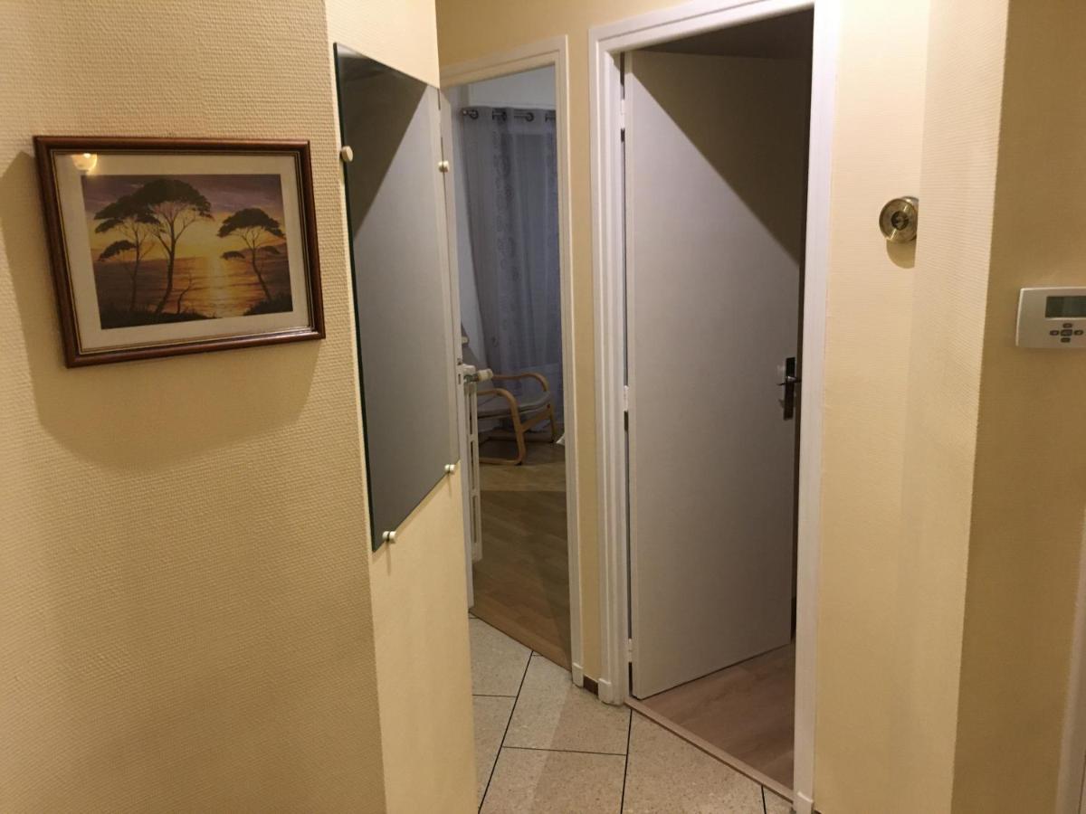 Appartamento Des Vacances De Reve Fréjus Esterno foto