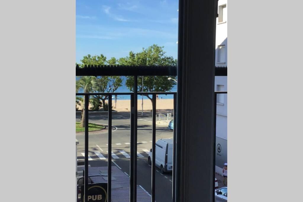Appartamento Des Vacances De Reve Fréjus Esterno foto