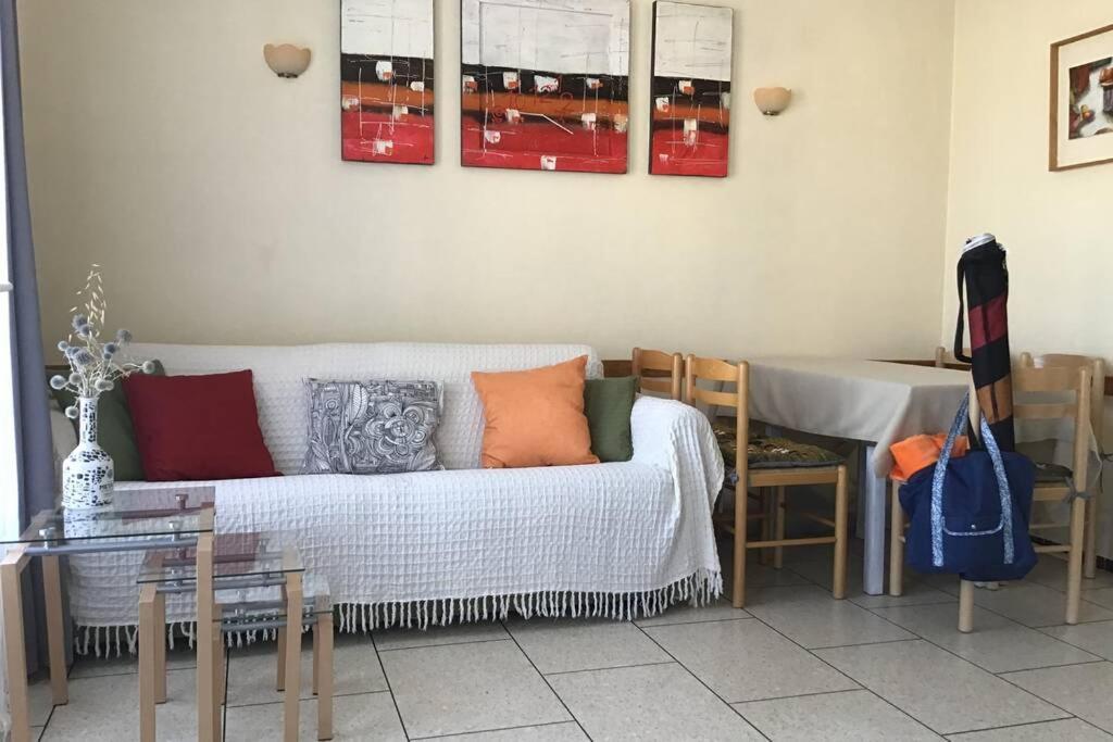 Appartamento Des Vacances De Reve Fréjus Esterno foto